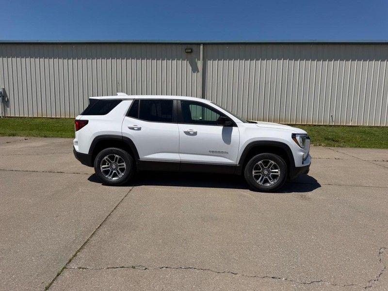 new 2026 GMC Terrain car, priced at $30,305