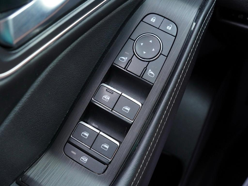 used 2023 Nissan Rogue car, priced at $28,651