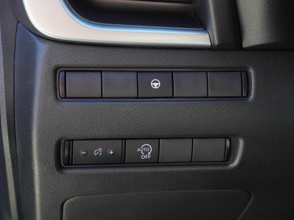 used 2023 Nissan Rogue car, priced at $16,354