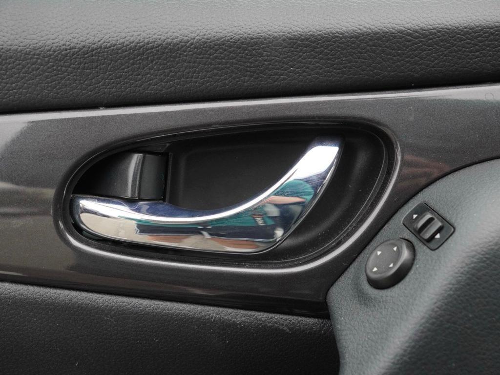 used 2019 Nissan Rogue car, priced at $16,340