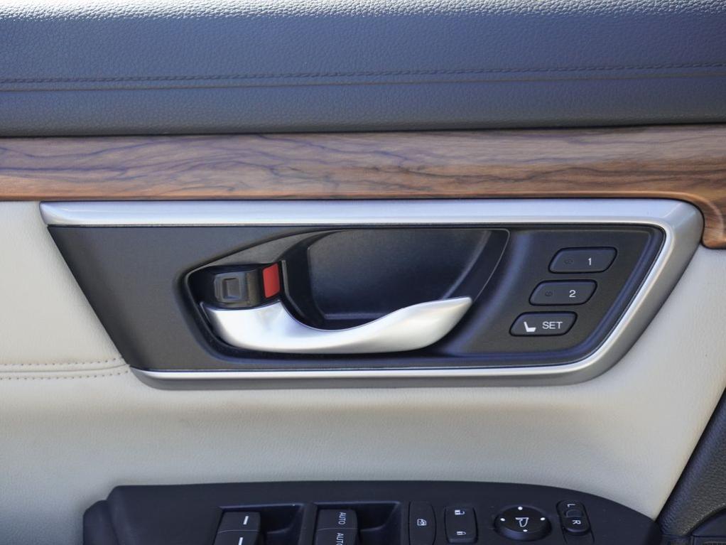 used 2018 Honda CR-V car, priced at $18,025