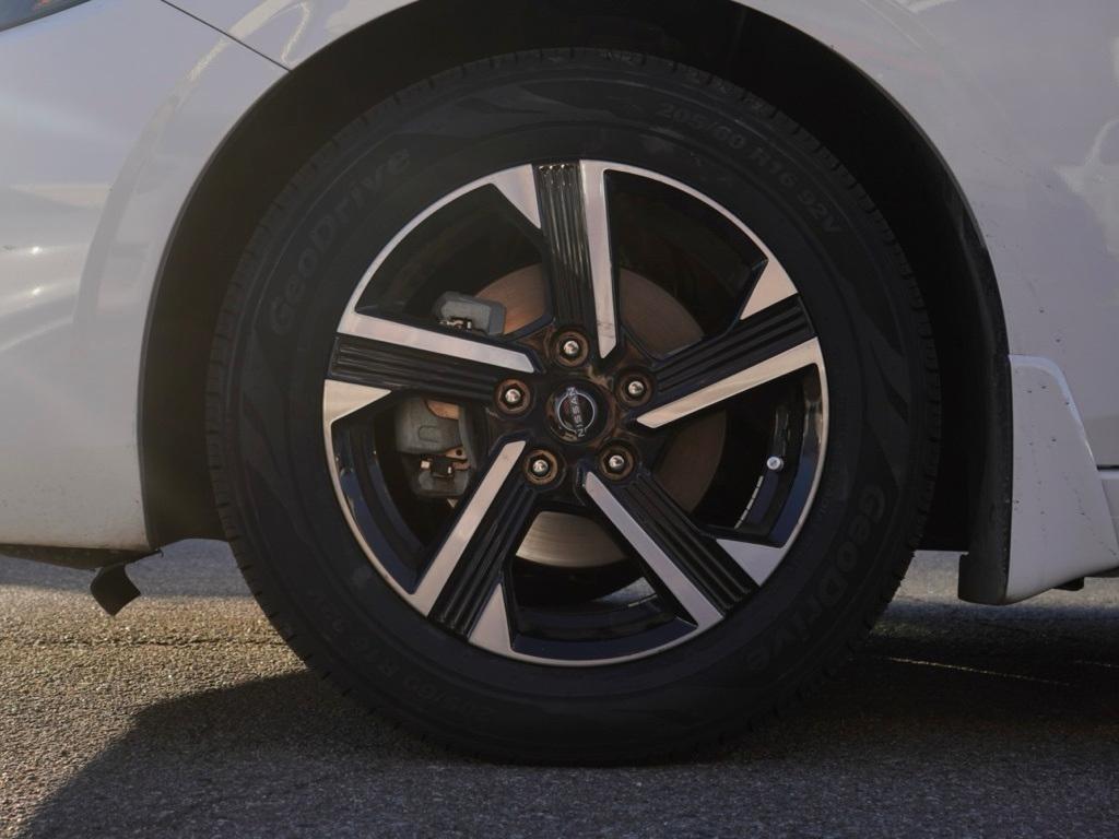 used 2024 Nissan Sentra car, priced at $15,985