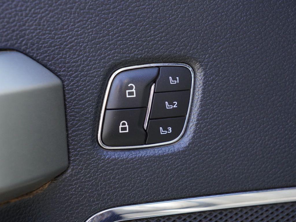 used 2022 Ford F-250 car, priced at $59,333