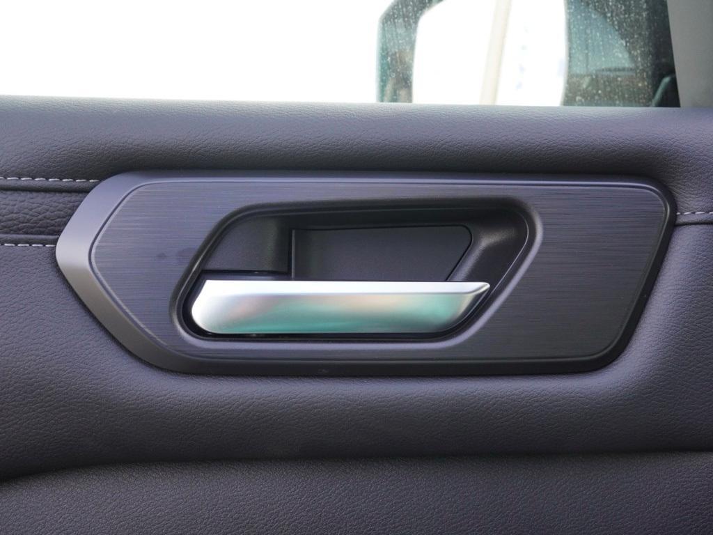 new 2026 Nissan Armada car, priced at $57,780