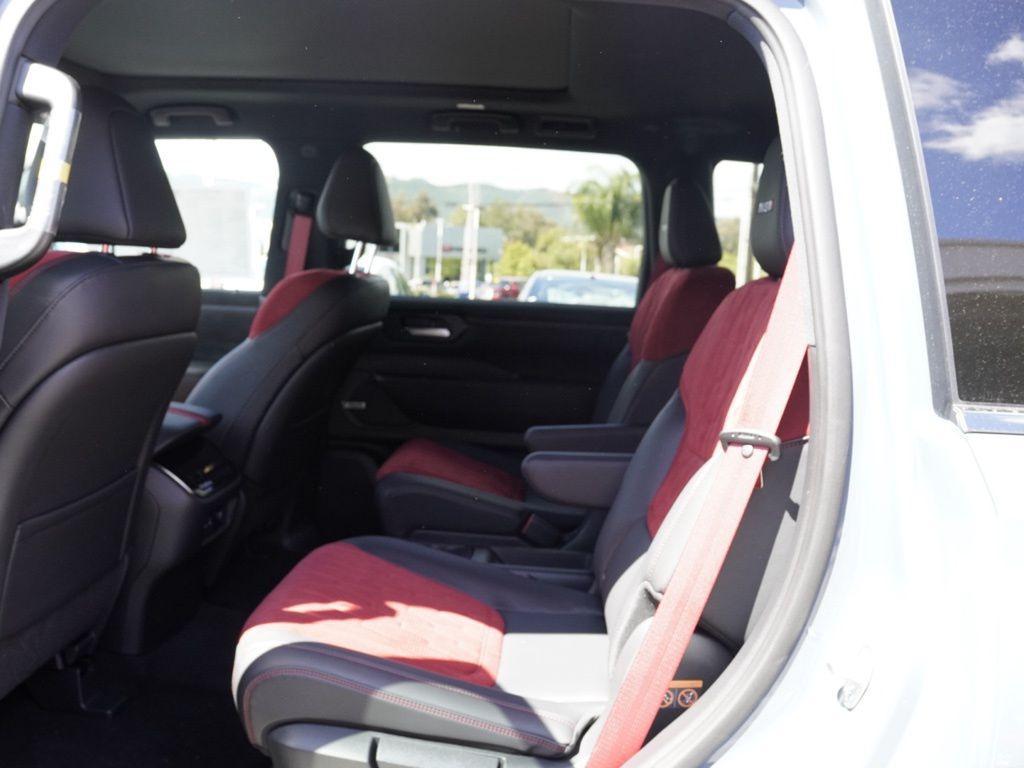 new 2026 Nissan Armada car, priced at $81,370