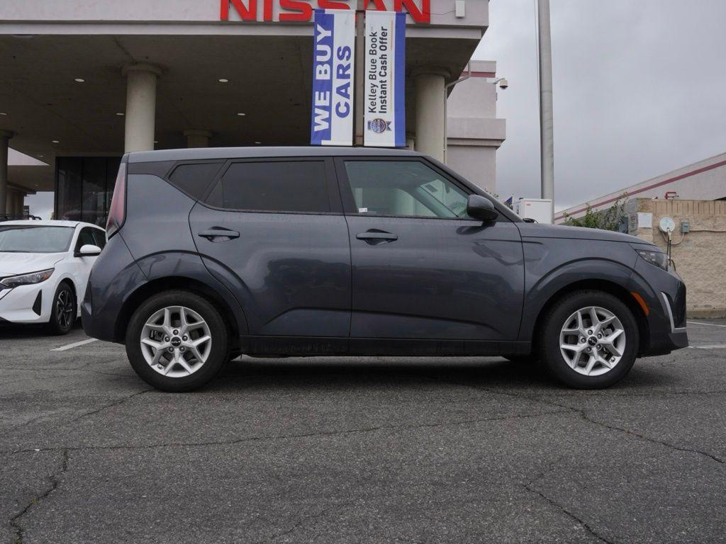 used 2023 Kia Soul car, priced at $13,654
