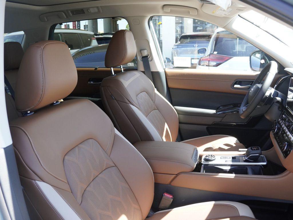 new 2026 Nissan Pathfinder car, priced at $50,260