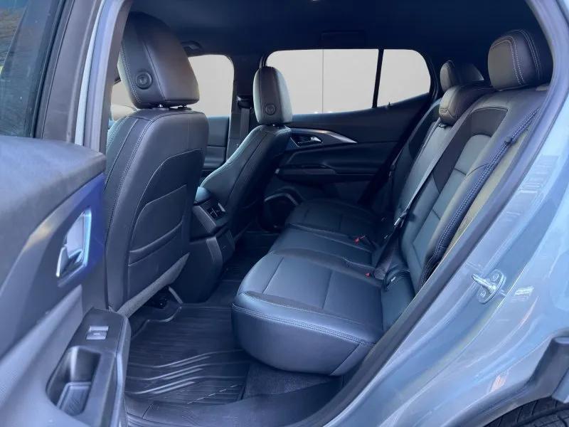 used 2024 Chevrolet Equinox EV car, priced at $24,995