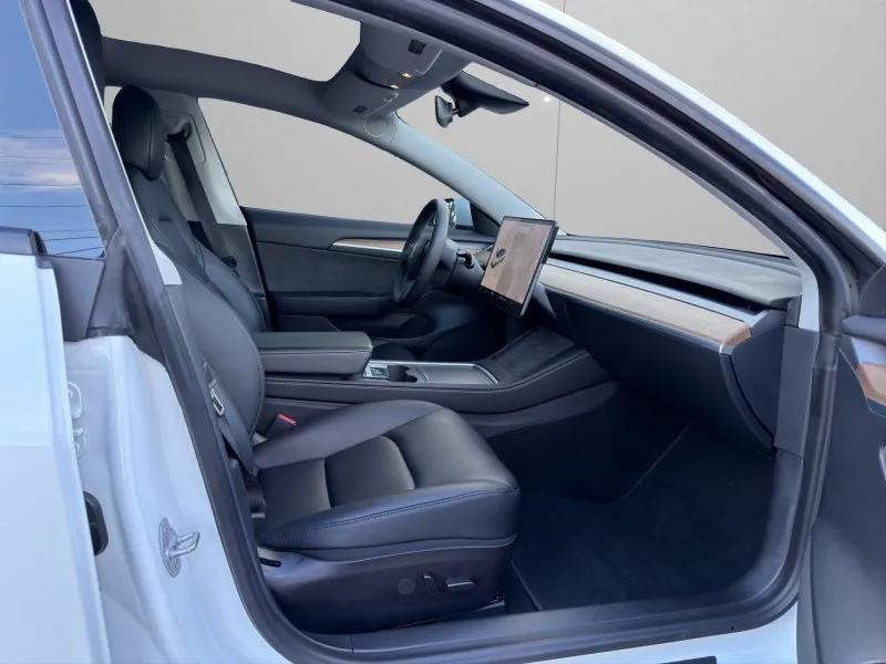 used 2021 Tesla Model 3 car, priced at $23,495
