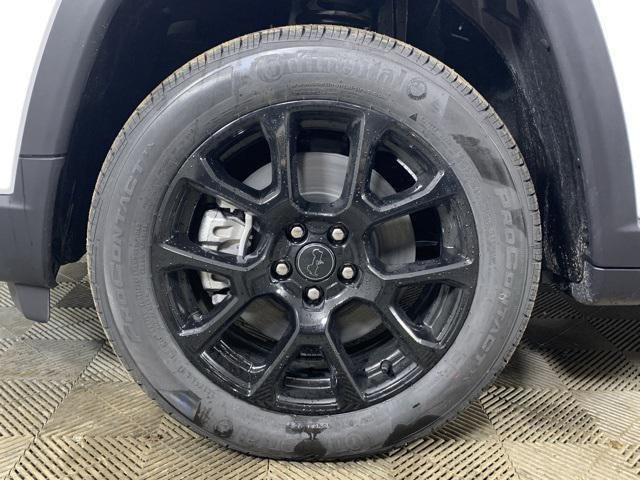 new 2026 Jeep Compass car, priced at $29,472