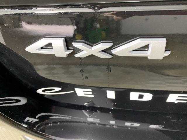 new 2025 Jeep Grand Cherokee car, priced at $41,876