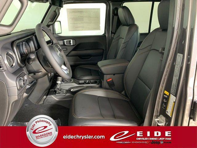 new 2025 Jeep Wrangler car, priced at $51,292