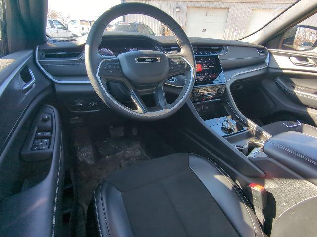 used 2024 Jeep Grand Cherokee car, priced at $31,000