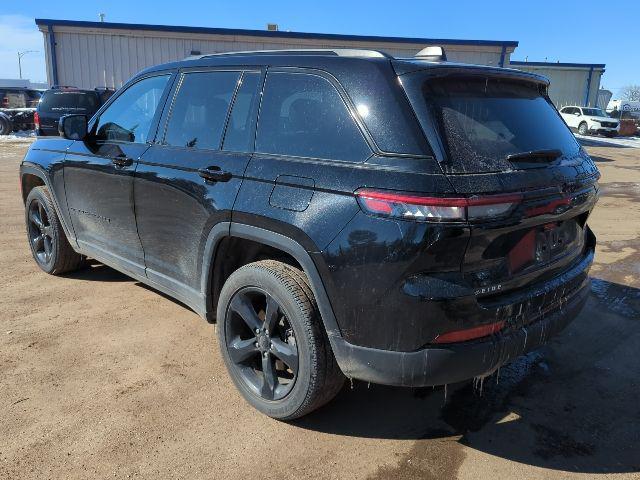 used 2024 Jeep Grand Cherokee car, priced at $31,000