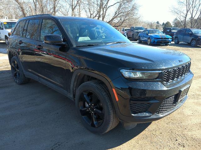 used 2024 Jeep Grand Cherokee car, priced at $31,000