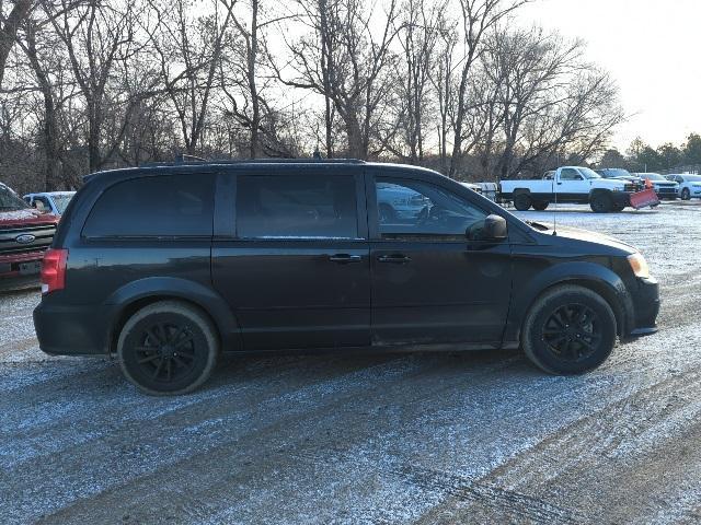 used 2016 Dodge Grand Caravan car, priced at $6,000