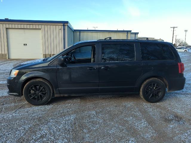 used 2016 Dodge Grand Caravan car, priced at $6,000