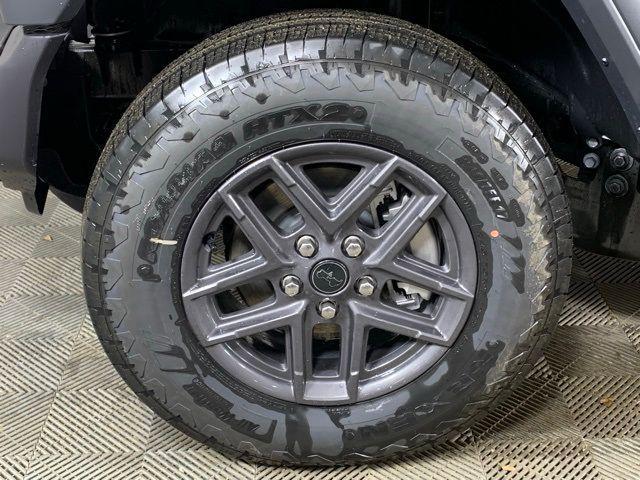 new 2026 Jeep Wrangler car, priced at $45,353