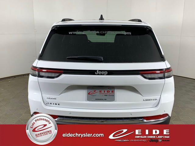 new 2025 Jeep Grand Cherokee car, priced at $44,521