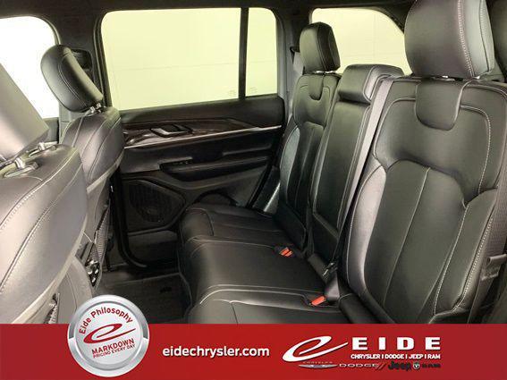 new 2025 Jeep Grand Cherokee car, priced at $44,521