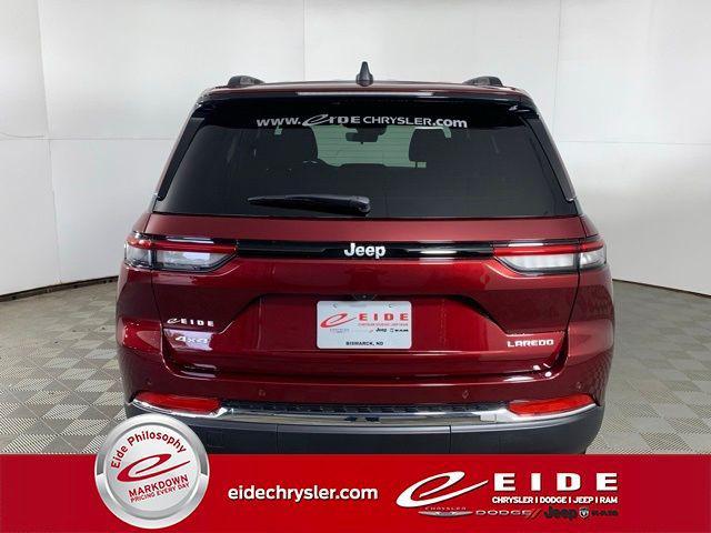 new 2025 Jeep Grand Cherokee car, priced at $35,799