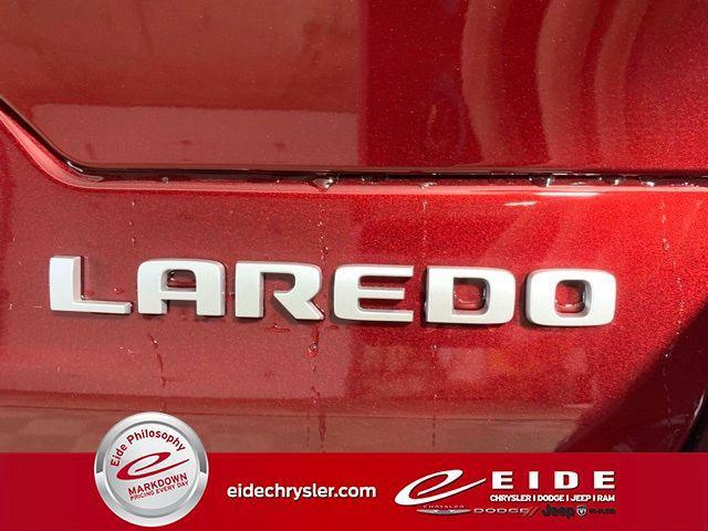 new 2025 Jeep Grand Cherokee car, priced at $35,799