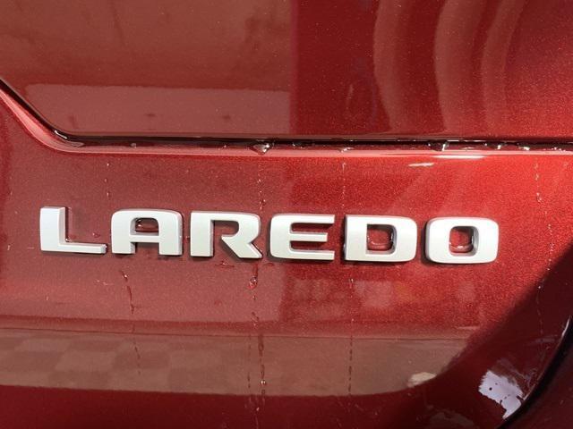 new 2025 Jeep Grand Cherokee car, priced at $35,299