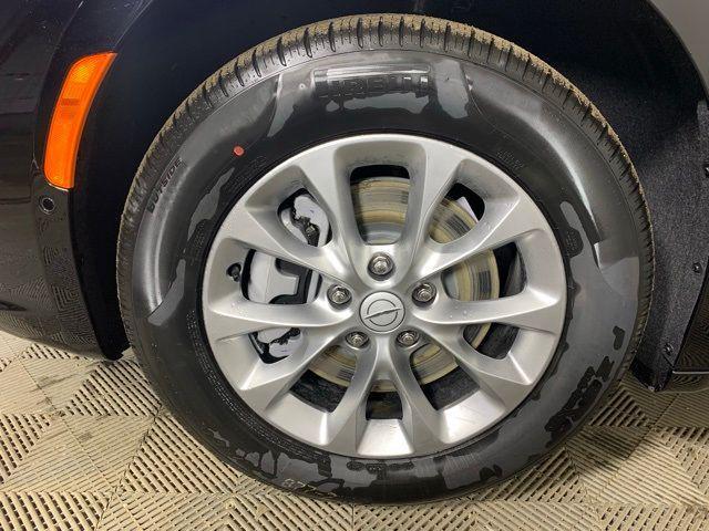 new 2026 Chrysler Pacifica car, priced at $42,025