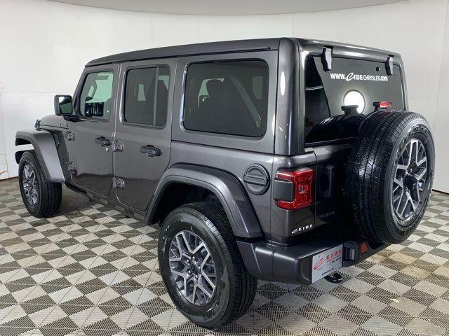 new 2025 Jeep Wrangler car, priced at $47,222