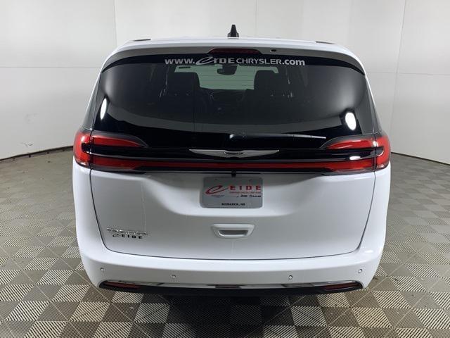 new 2026 Chrysler Pacifica car, priced at $40,293