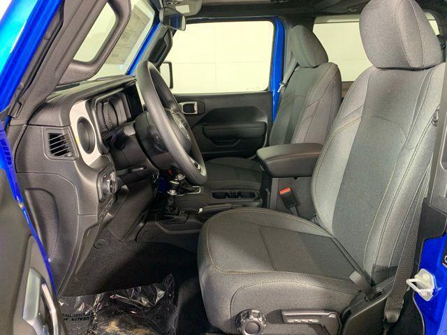 new 2026 Jeep Wrangler car, priced at $38,425