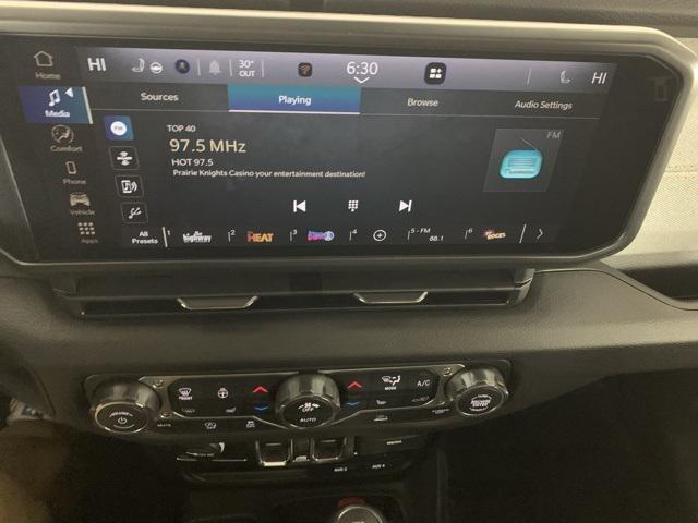 new 2026 Jeep Gladiator car, priced at $45,669