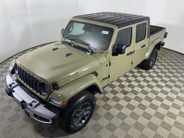 new 2026 Jeep Gladiator car, priced at $45,669