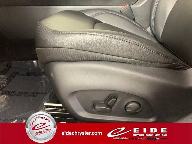 new 2026 Jeep Compass car, priced at $31,298