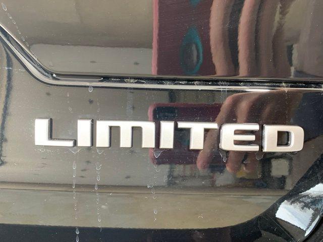 new 2026 Jeep Grand Cherokee car, priced at $43,924