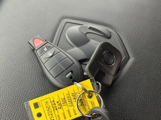 used 2022 Ram 1500 Classic car, priced at $31,000