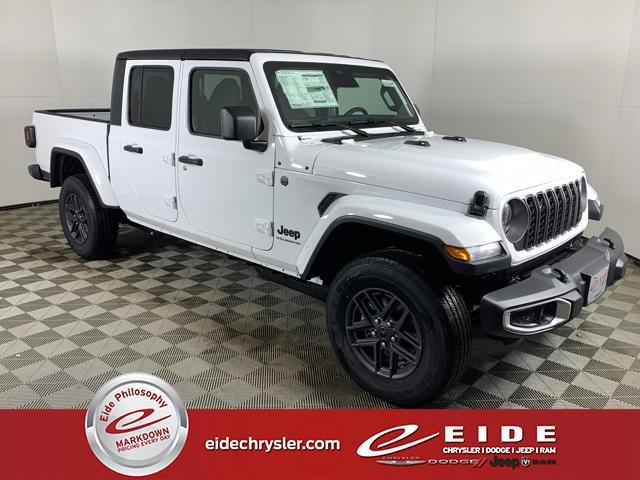 new 2026 Jeep Gladiator car, priced at $44,855