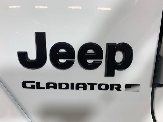 new 2026 Jeep Gladiator car, priced at $41,504