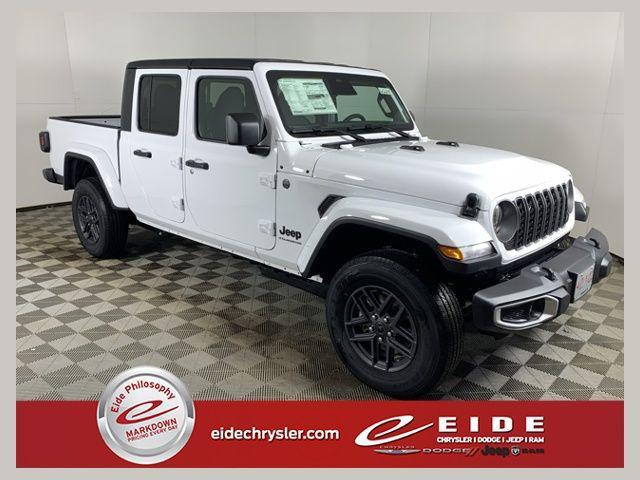 new 2026 Jeep Gladiator car, priced at $44,855