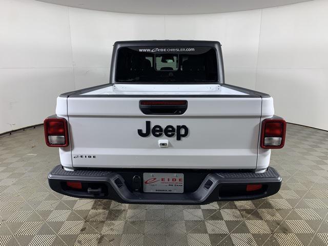new 2026 Jeep Gladiator car, priced at $44,855