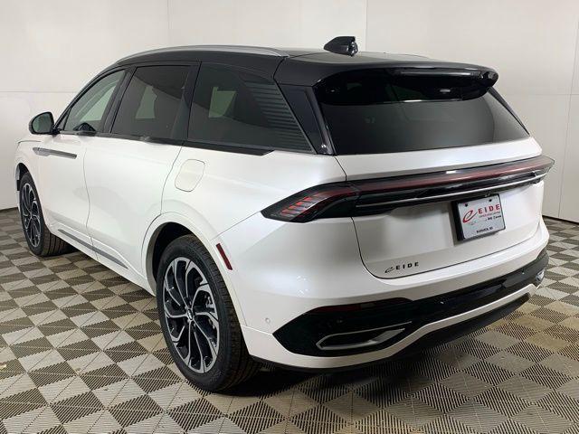 used 2024 Lincoln Nautilus car, priced at $41,500