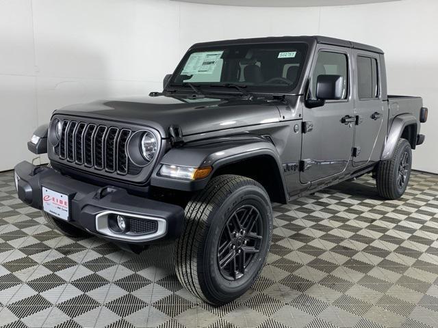 new 2026 Jeep Gladiator car, priced at $45,373