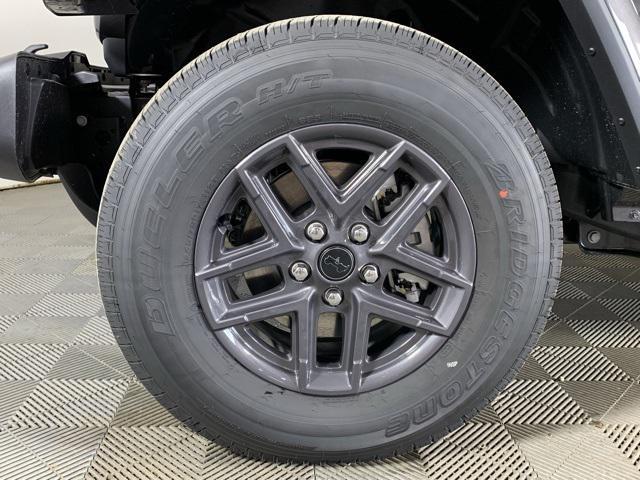 new 2026 Jeep Gladiator car, priced at $45,373