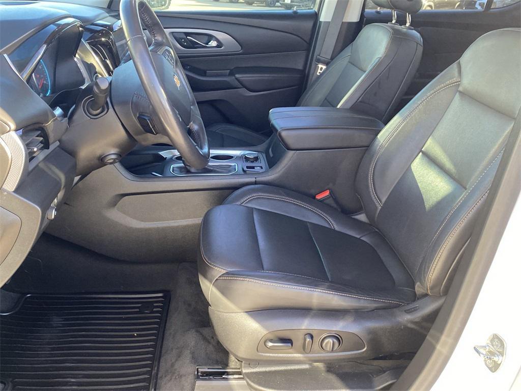 used 2020 Chevrolet Traverse car, priced at $23,500