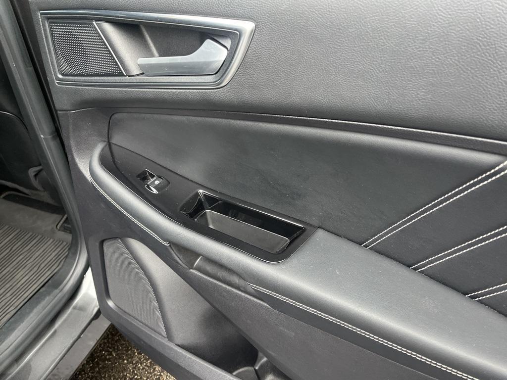 used 2019 Ford Edge car, priced at $16,988