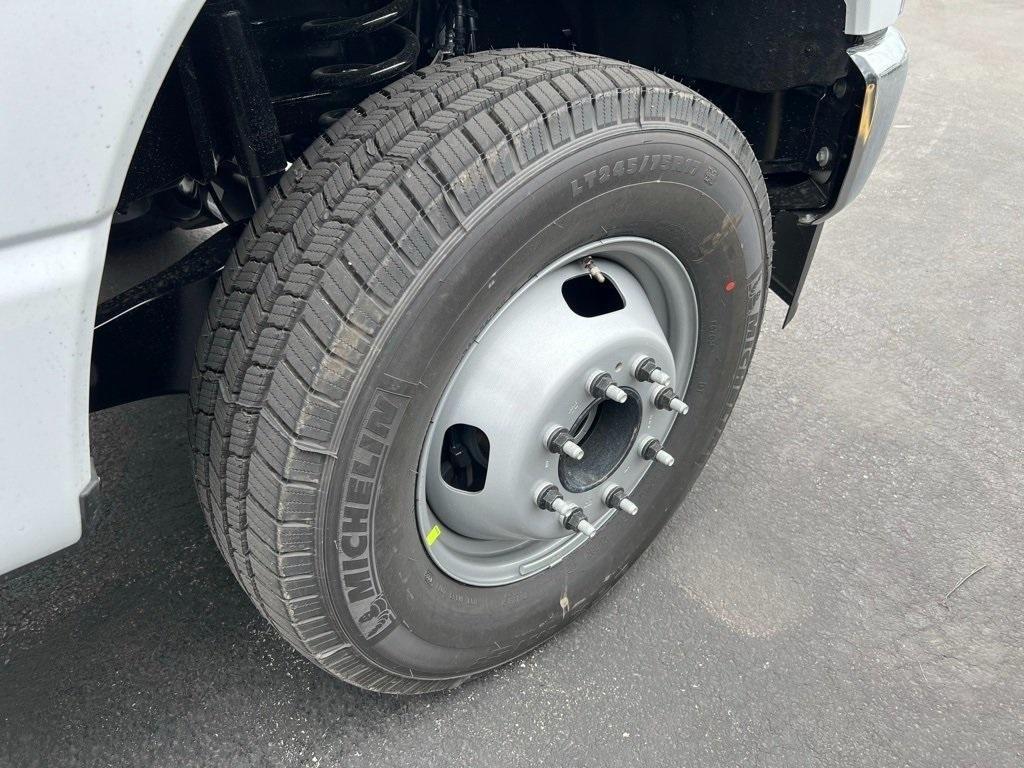 new 2025 Ford F-350 car, priced at $69,990