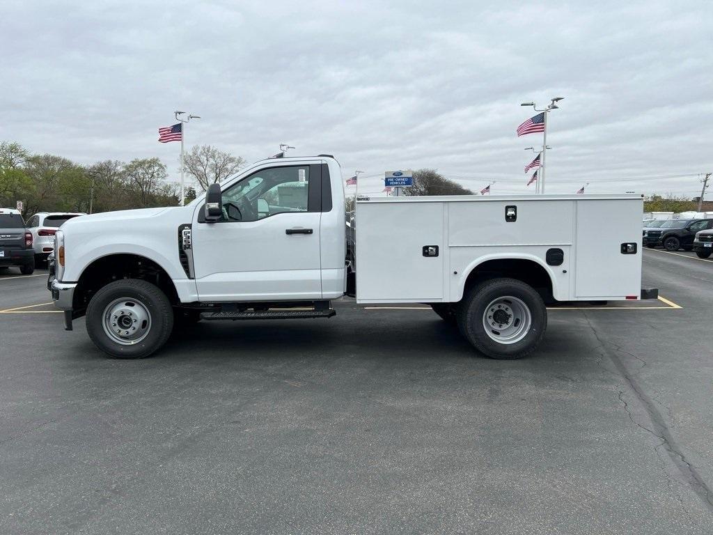 new 2025 Ford F-350 car, priced at $69,990