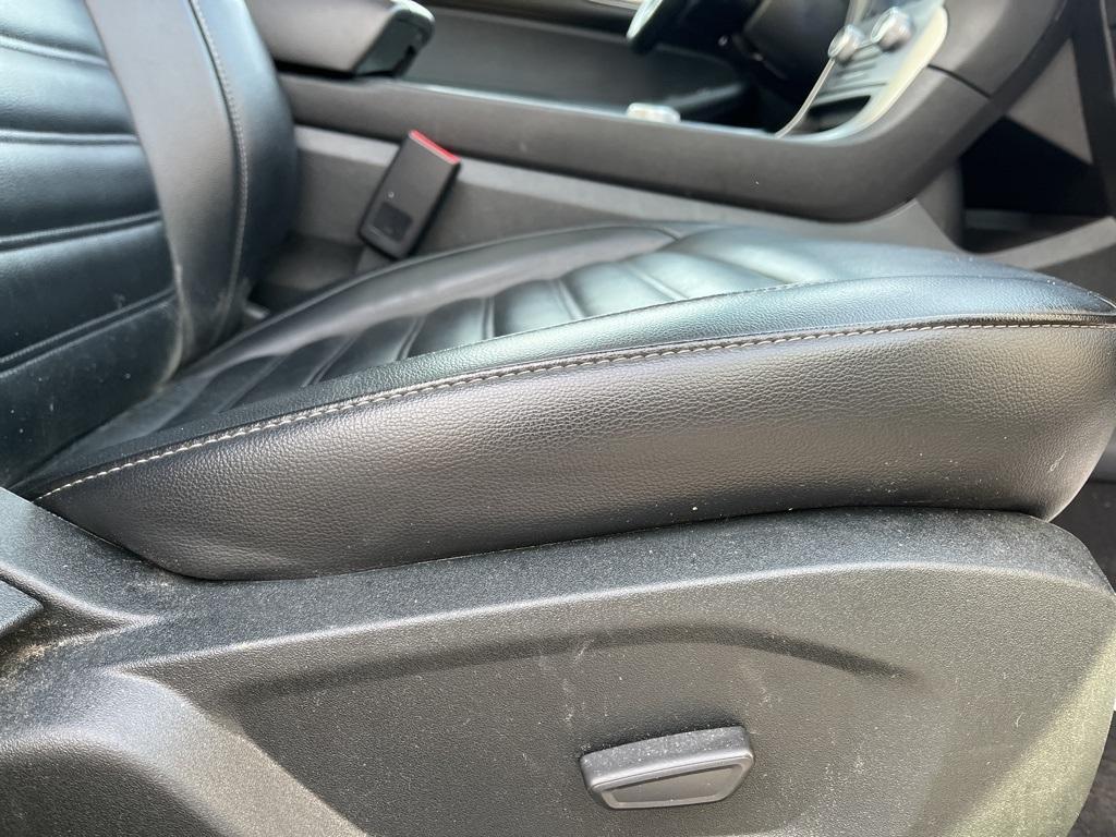 used 2022 Ford Edge car, priced at $22,888