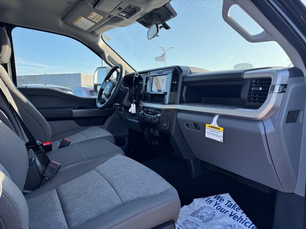 new 2025 Ford F-350 car, priced at $55,250
