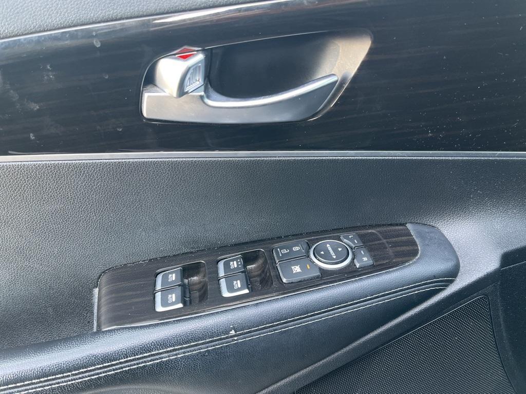 used 2020 Kia Sorento car, priced at $13,588